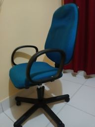 Título do anúncio: Cadeira Presidente Giratória C/ Braço Azul 