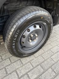 https://img.olx.com.br/thumbs256x256/22/224639326997358.jpg