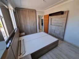 https://img.olx.com.br/thumbs256x256/22/225572392606854.jpg