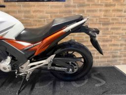 https://img.olx.com.br/thumbs256x256/22/225631313243790.jpg