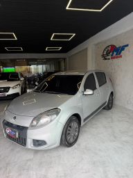 https://img.olx.com.br/thumbs256x256/22/225681802431673.jpg
