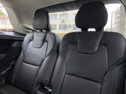 https://img.olx.com.br/thumbs256x256/22/226519381226470.jpg