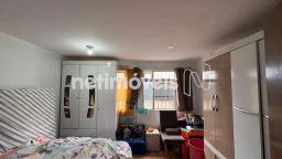 https://img.olx.com.br/thumbs256x256/22/226538636973353.jpg