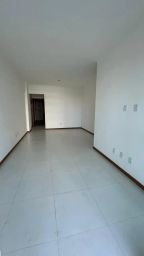 https://img.olx.com.br/thumbs256x256/22/226601670284754.jpg