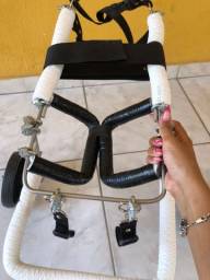 Título do anúncio: Cadeiras  de roda pet