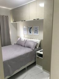 https://img.olx.com.br/thumbs256x256/22/227527637209067.jpg
