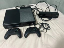 Xbox 360 DESTRAVADO com 2 controle e Kinect HD 1TB COM 650 JOGOS E 20000  CLASSICOS RETRÔ atenção 110volts - Games Você Compra Venda Troca e  Assistência de games em geral