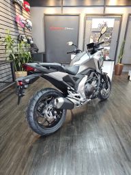 https://img.olx.com.br/thumbs256x256/22/228504047429523.jpg