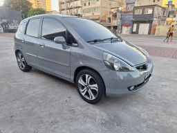 https://img.olx.com.br/thumbs256x256/22/228531408748128.jpg