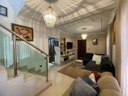 https://img.olx.com.br/thumbs256x256/22/228536281180157.jpg