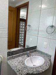 https://img.olx.com.br/thumbs256x256/22/228545763370070.jpg