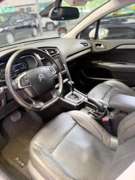 https://img.olx.com.br/thumbs256x256/22/228633445828131.jpg