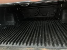 https://img.olx.com.br/thumbs256x256/22/228649424291080.jpg