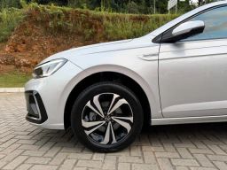 https://img.olx.com.br/thumbs256x256/22/228654668327442.jpg