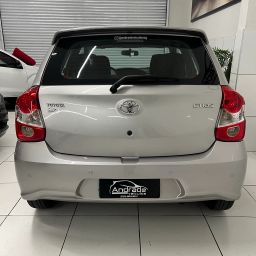 https://img.olx.com.br/thumbs256x256/22/229691799884664.jpg
