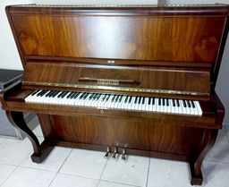 Título do anúncio: Piano Essenfelder 100% restaurado