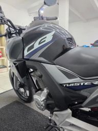 https://img.olx.com.br/thumbs256x256/23/232644335712324.jpg