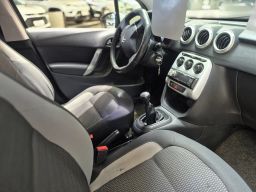 https://img.olx.com.br/thumbs256x256/23/234681445239516.jpg