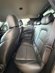 https://img.olx.com.br/thumbs256x256/23/235692547473017.jpg