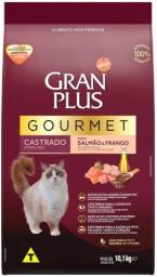 Título do anúncio: Ração Para Gatos Castrados Gran Plus Gourmet Salmão E Frango 10,1Kg