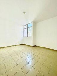 https://img.olx.com.br/thumbs256x256/23/239542406522015.jpg