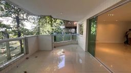 https://img.olx.com.br/thumbs256x256/24/241548523697283.jpg