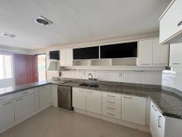 https://img.olx.com.br/thumbs256x256/24/241579168339282.jpg