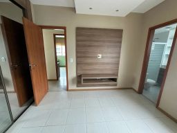 https://img.olx.com.br/thumbs256x256/24/242520760039332.jpg