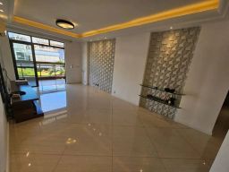https://img.olx.com.br/thumbs256x256/24/242551529593022.jpg
