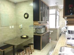 https://img.olx.com.br/thumbs256x256/24/242562764717993.jpg