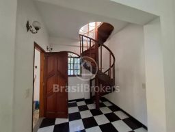 https://img.olx.com.br/thumbs256x256/24/242566762914808.jpg