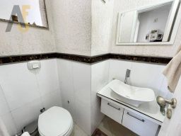 https://img.olx.com.br/thumbs256x256/24/242578161352941.jpg