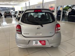 https://img.olx.com.br/thumbs256x256/24/242663097326447.jpg