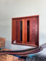 https://img.olx.com.br/thumbs256x256/24/244580513998669.jpg