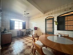 https://img.olx.com.br/thumbs256x256/24/244615789464275.jpg