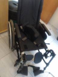 Título do anúncio: Cadeira de rodas