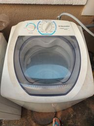 Título do anúncio: Máquina de lavar 6kg Electrolux 