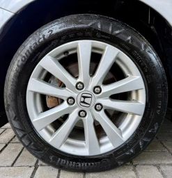 https://img.olx.com.br/thumbs256x256/24/247645681294266.jpg