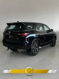https://img.olx.com.br/thumbs256x256/25/250659034774114.jpg
