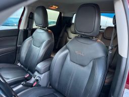 https://img.olx.com.br/thumbs256x256/25/251661557809581.jpg