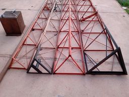 Título do anúncio: Torre para antena rádio Px e vhf 15 metros alto portante triangular 