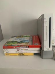 DESBLOQUEADO Nintendo Wii 512MB Standard cor branco - Black Games