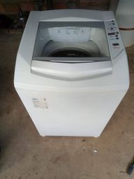 Título do anúncio: Vendo uma máquina de lavar roupas de 11kg Brastemp