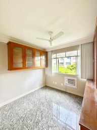 https://img.olx.com.br/thumbs256x256/25/254615193177526.jpg