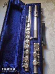 Título do anúncio: Flauta Transversal Yamaha 481 II em prata
