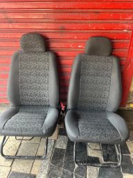 https://img.olx.com.br/thumbs256x256/25/255507497674093.jpg