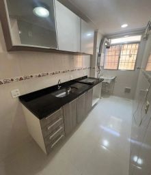 https://img.olx.com.br/thumbs256x256/25/256592158342561.jpg