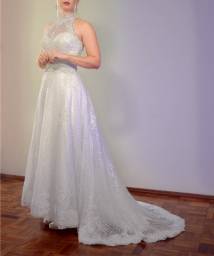Título do anúncio: Vestido De Noiva 2 Em 1 - Cauda Removível