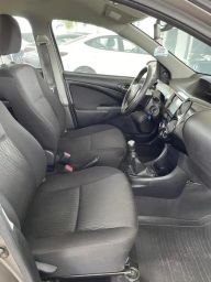 https://img.olx.com.br/thumbs256x256/26/260695884357752.jpg