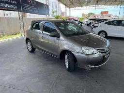 https://img.olx.com.br/thumbs256x256/26/261645769599039.jpg